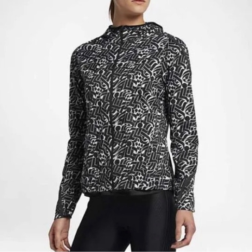 Nike windbreaker jacket